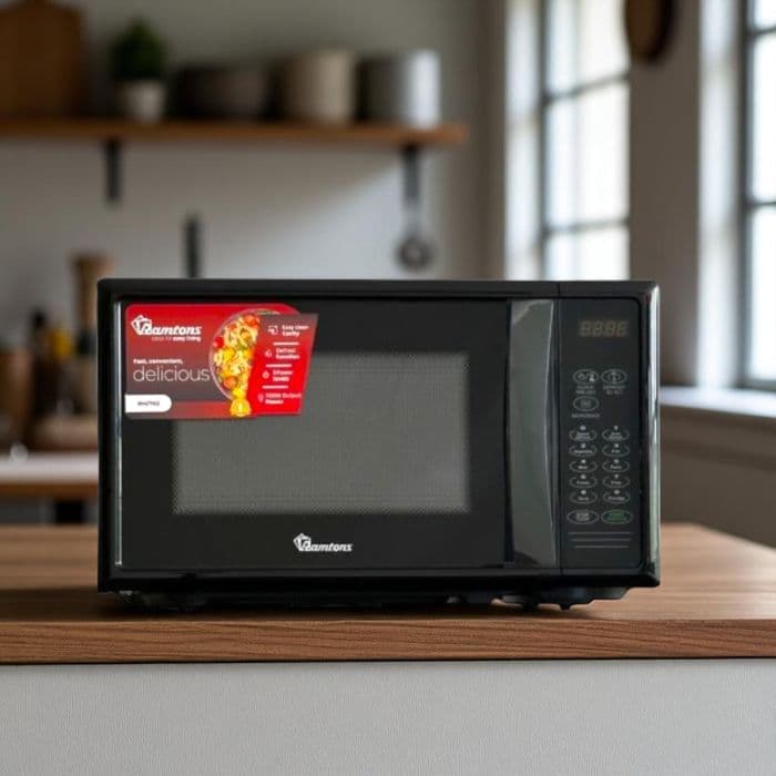 20 Litre Digital Microwave in Black (RM/762)